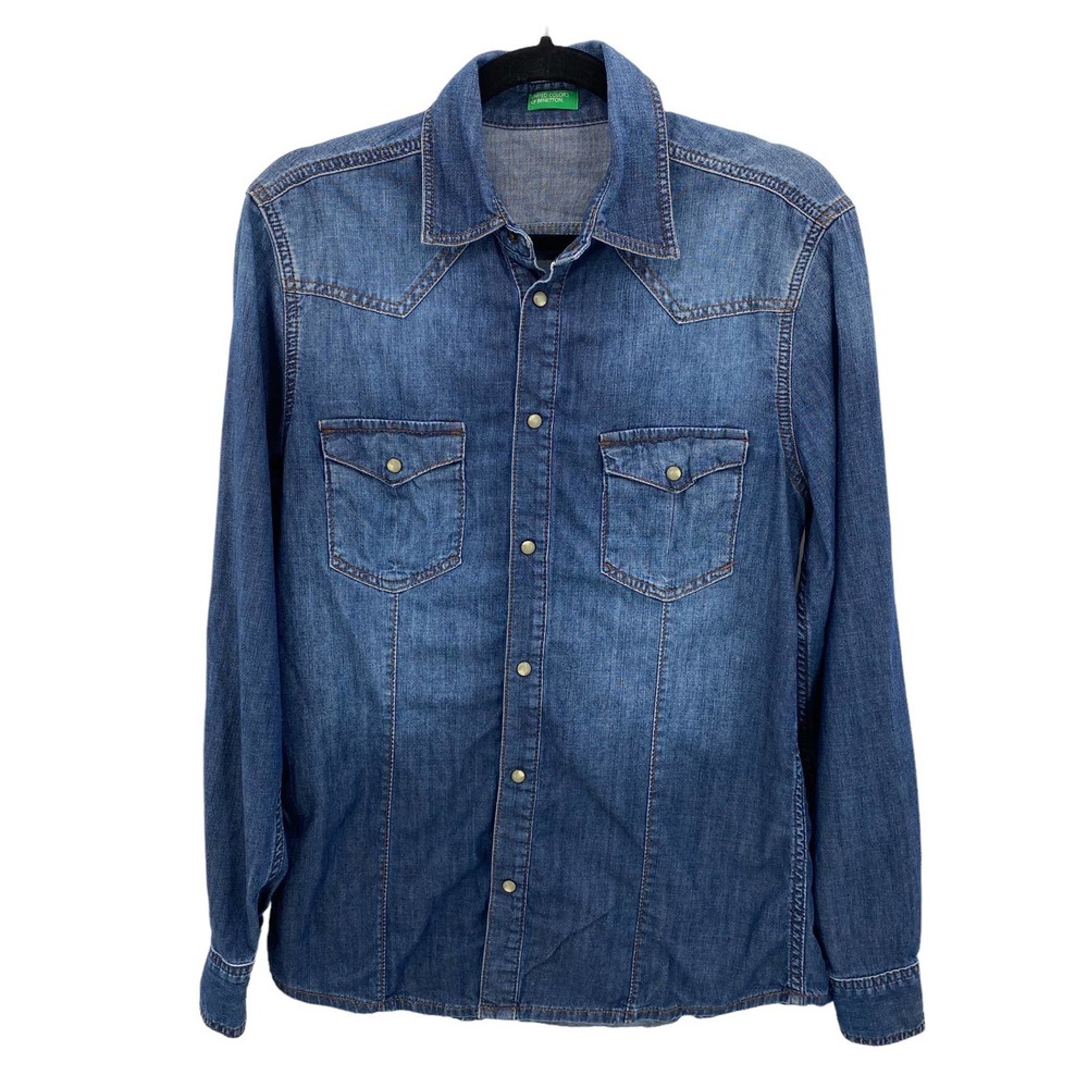 United Colors of Benetton. Pearl Snap Shirt Womens Large Blue Cotton Chambray